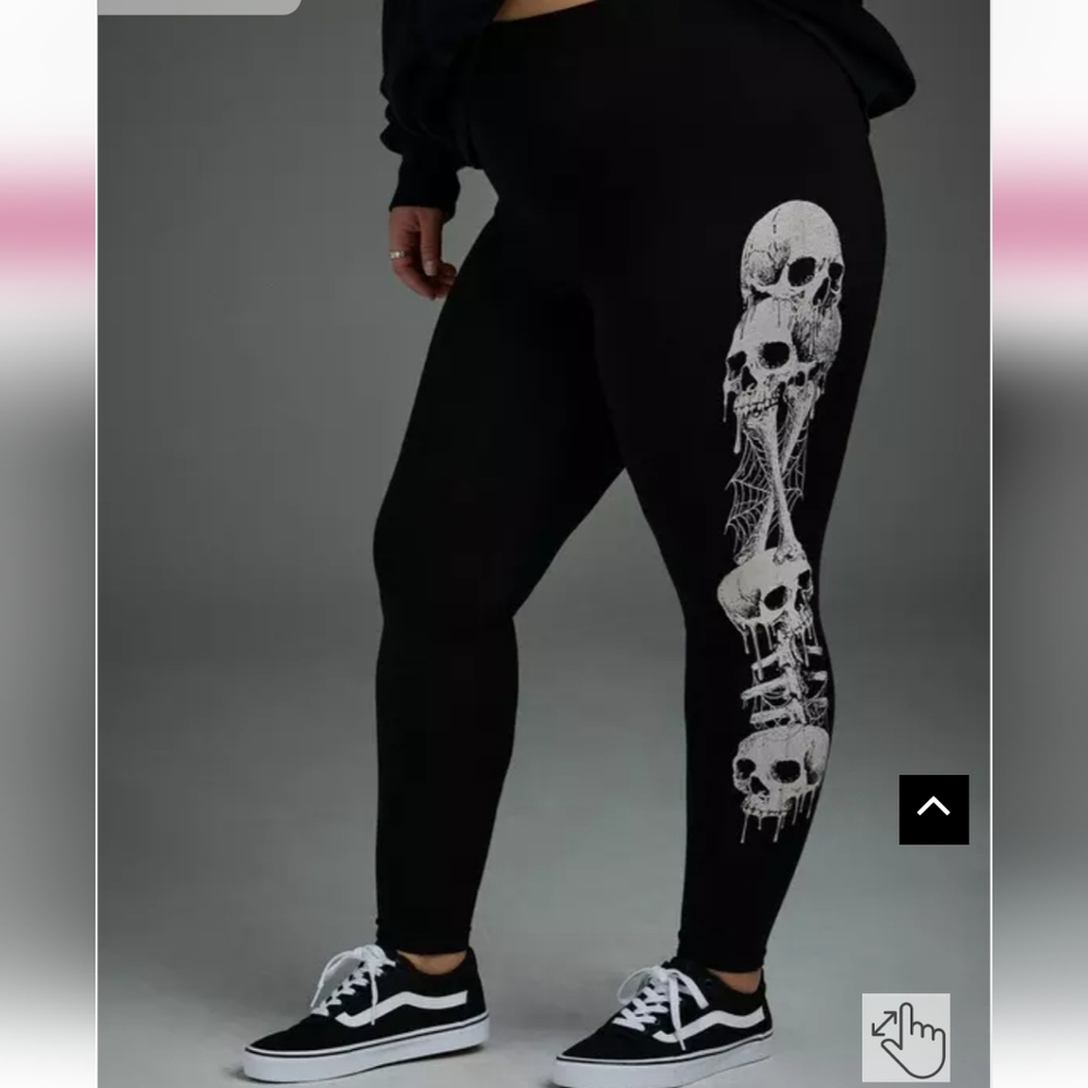 🆕️ ☠️TORRID NIGHTFALL SKULL PRINTED LEGGINGS - FULL LENGTH ☠️ - Picture 2 of 5